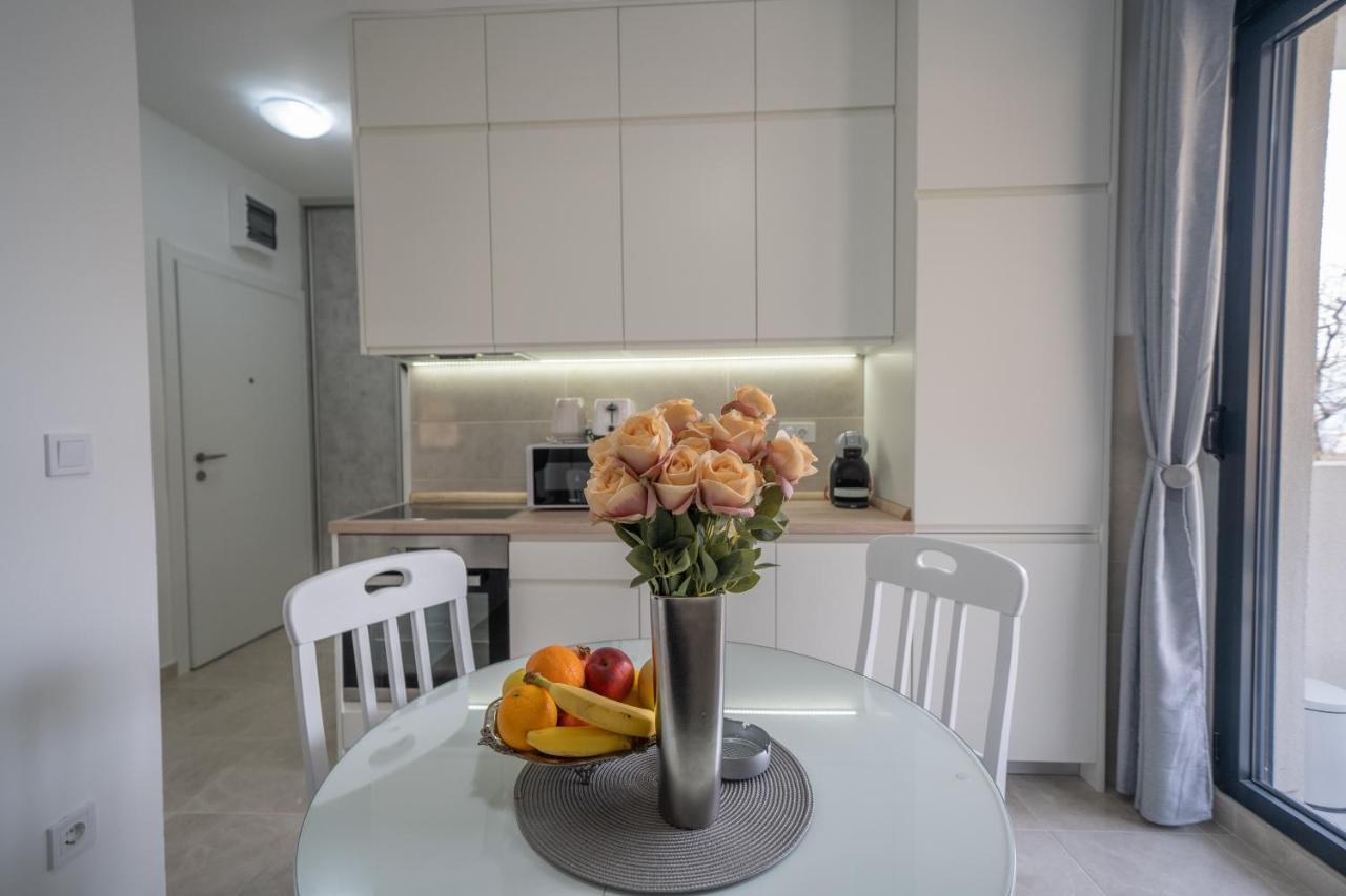 Apartment Adriana Котор Екстер'єр фото